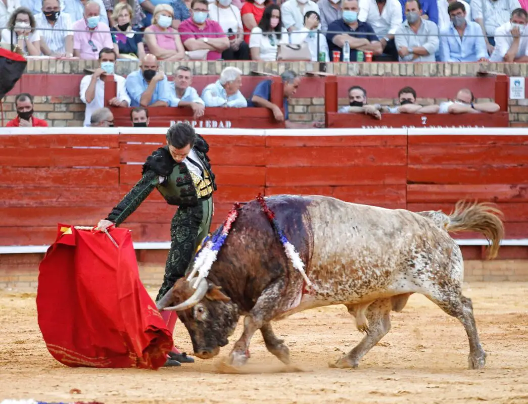 10 Huelva Juan Ortega Derechazo
