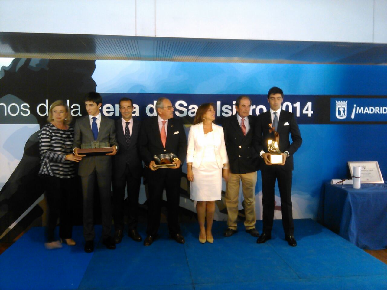 Miguel Ángel Perera recoge el premio a triunfador de San Isidro 2014