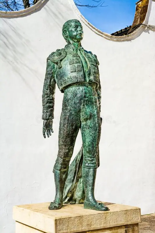 Estatua De Antonio Ordonez