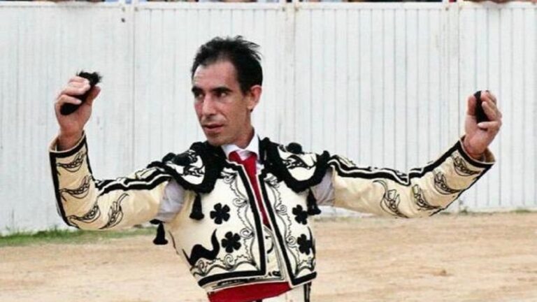 Fortes vuelve a salir a hombros en Xmatkuil