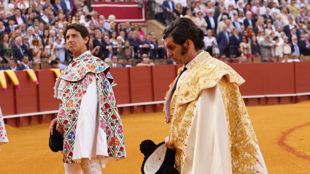 El cartel de Resurrección de Sevilla, a punto: así está a esta hora – Cultoro.es