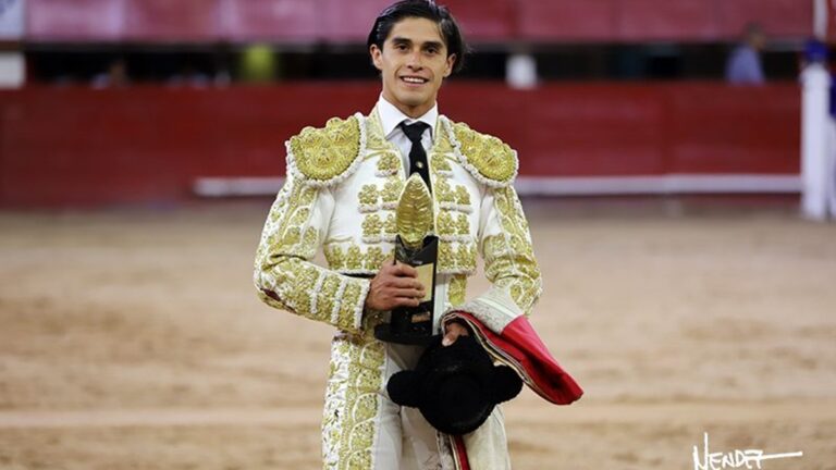 Sebastián Ibelles, «Oreja de Oro» en la sexta corrida de San Marcos