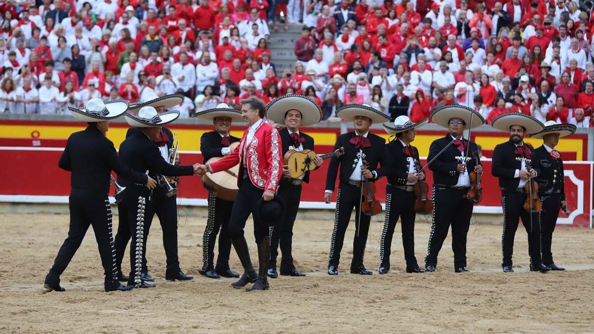 11 Mariachis Con Pablo 1