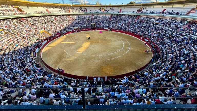 Jaén: un entradón que confirma el buen trabajo por recuperar la salud de San Lucas