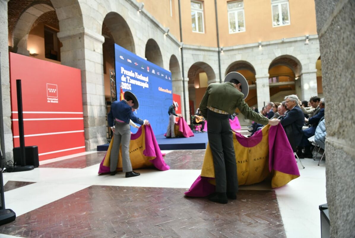 Presentacionpremionacionaltauromaquia25