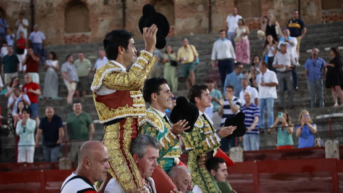 Miguel Ángel Perera, Alejandro Talavante, Daniel Luque, Segovia