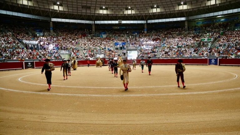 El efecto Roca Rey arrasa también Burgos: «No hay billetes» en la segunda de feria