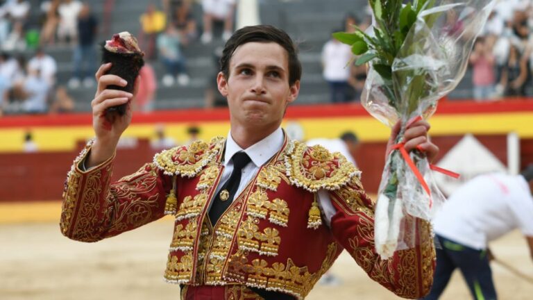 Daniel Crespo y Sergio Rodríguez sellan su pase a la final en tarde de cruz para Álvaro Burdiel