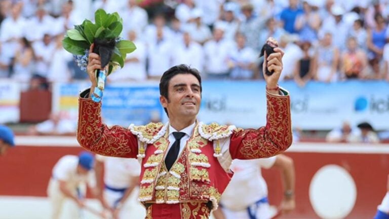 Perera, un gran toro de Santiago Domecq y lo que la espada le robó a De Justo