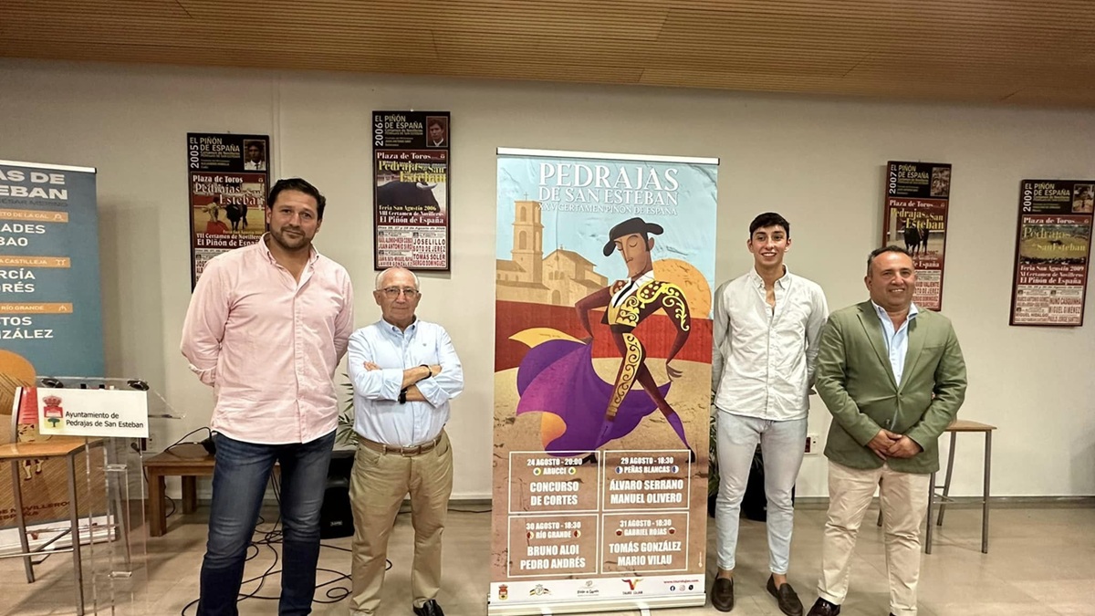 Enrique Luján, Pedro Andrés y autoridades presentan los carteles del XXV certamen «Piñón de España»
